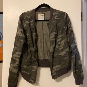 Bomber-style lightweight jacket, camo pattern